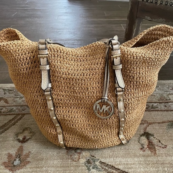 Michael Kors Straw Tote Bag with Metallic Gold Straps - Picture 12 of 12